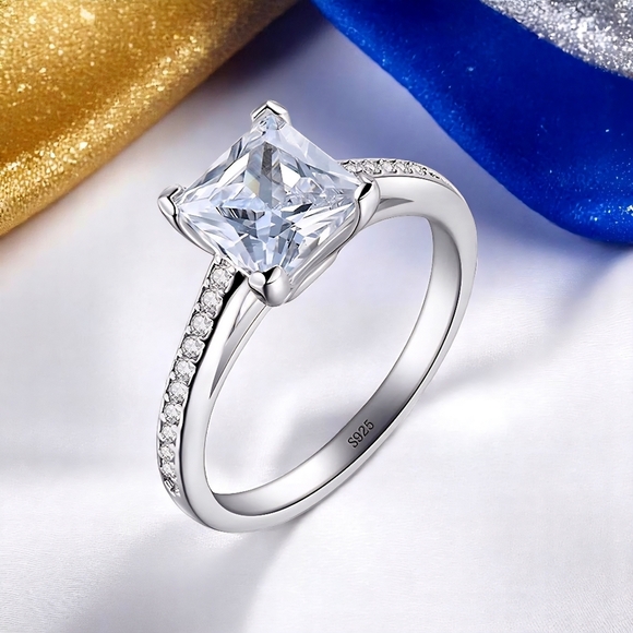 🆕Elegant Shiny S925 Silver Princess Cut CZ Engagement Ring Size 8 Velvet Box - Picture 9 of 15